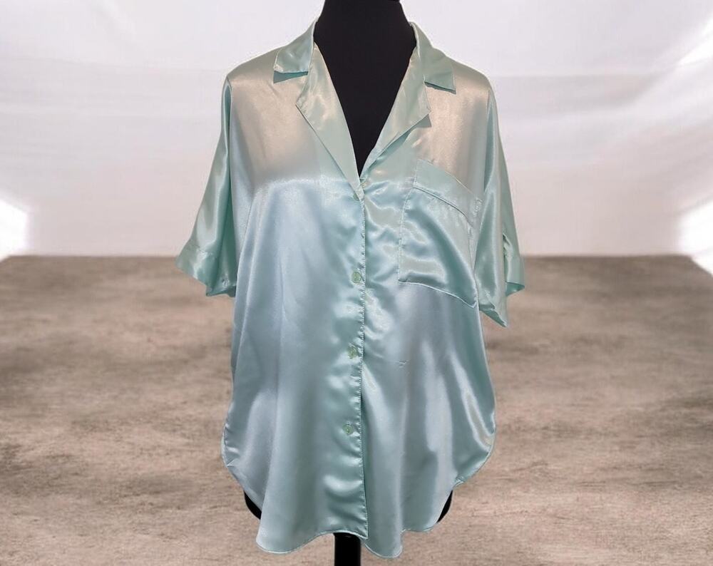 VTG California Dynasty Satin Pajama Shirt Mint USA Medium Collectible